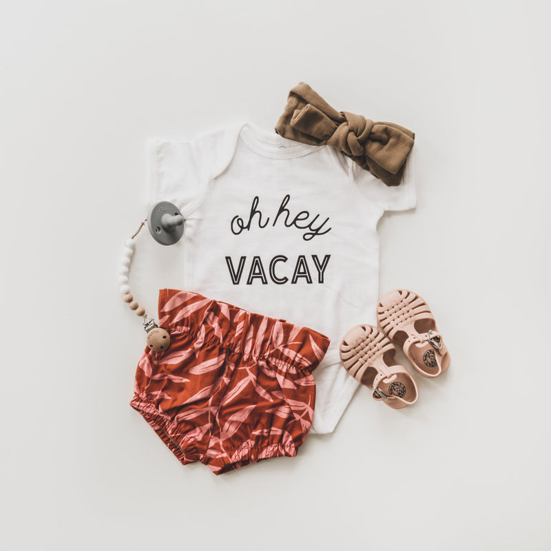 Oh Hey Vacay Tee